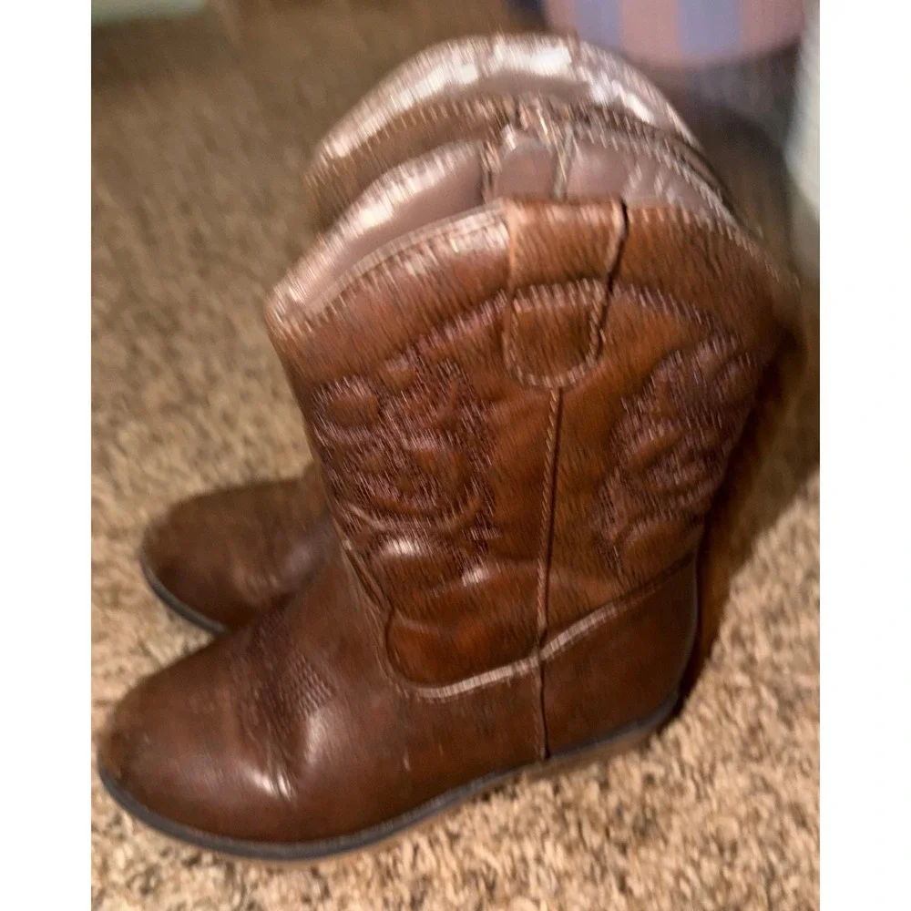 Cat & Jack Memphis Western Boots Cognac Mid-Calf Zipper Closure Size 9